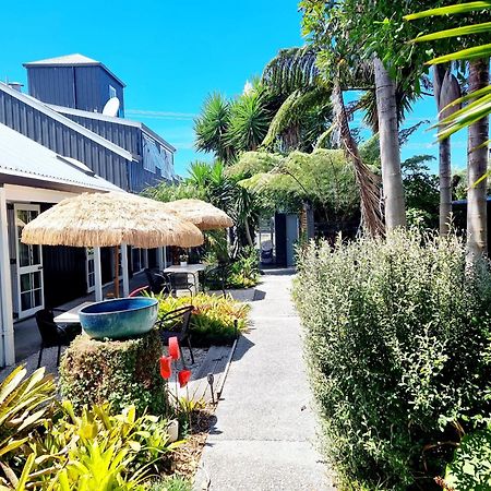 Southpacific Motel Whangamata Zewnętrze zdjęcie