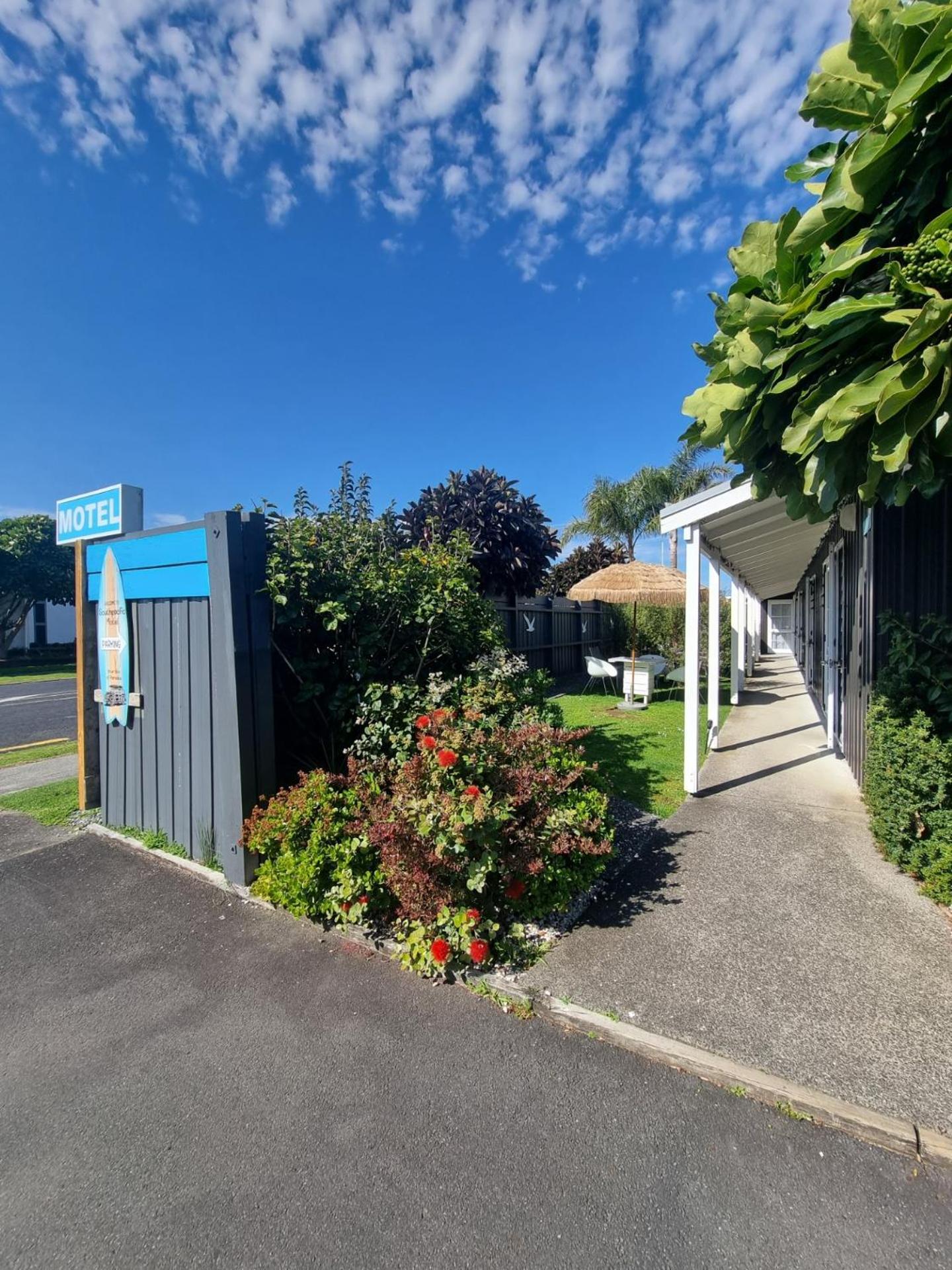 Southpacific Motel Whangamata Zewnętrze zdjęcie