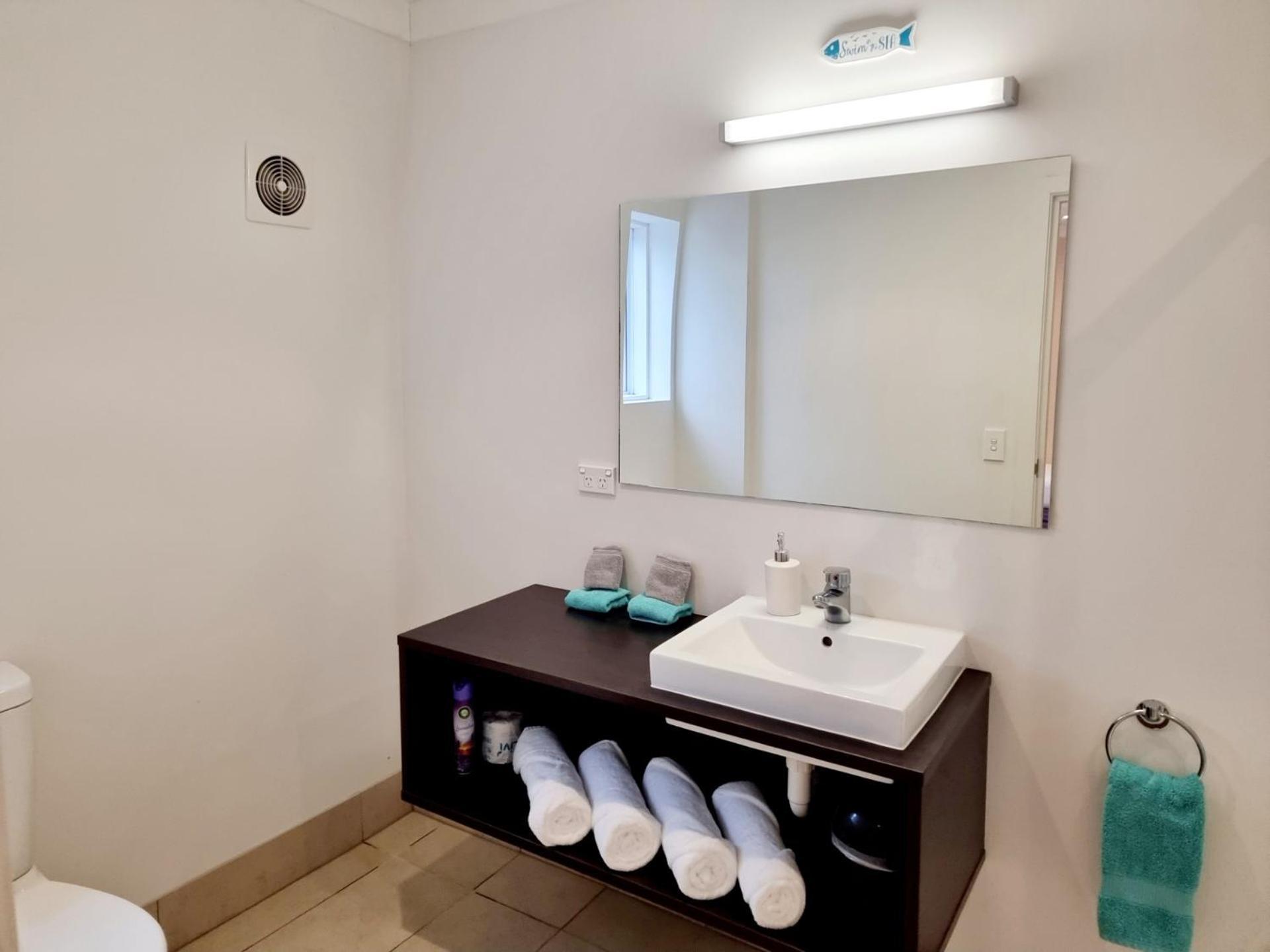 Southpacific Motel Whangamata Zewnętrze zdjęcie